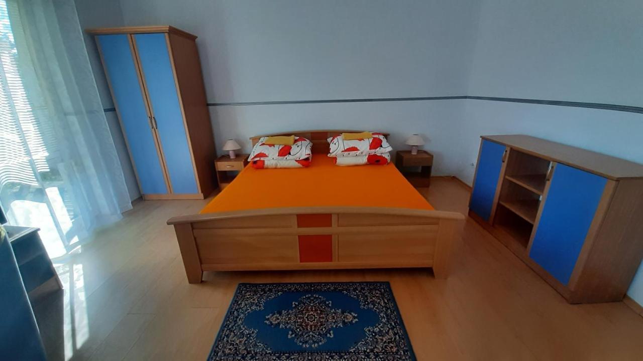 Dom Letniskowy Helena Bed & Breakfast Kretowiny