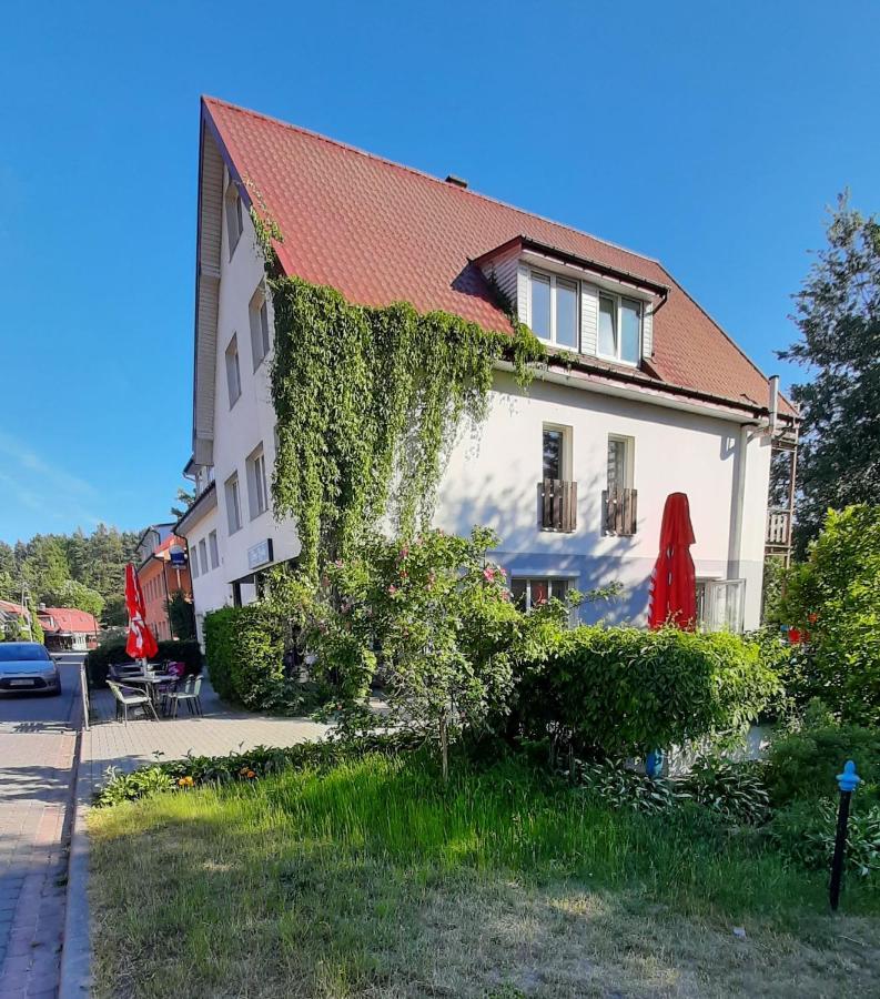 Bed & Breakfast Dom Letniskowy Helena Kretowiny